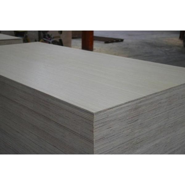 stack of three panel of engineered plywoods